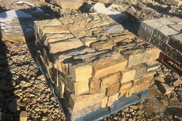 Reclaimed Random Redressed Stone